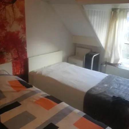 Apartment No 10, B&b, Etage 2e Verd, Max 3 Pers